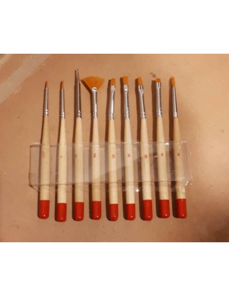 9 Pinceles de bolsillo para acuarela y gouache