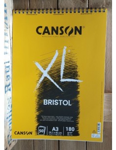 Canson XL Bristol con espiral parte superior.