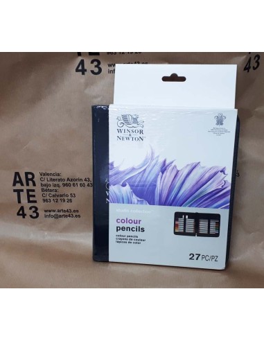 Studio collection. Colour pencil. 27 piezas